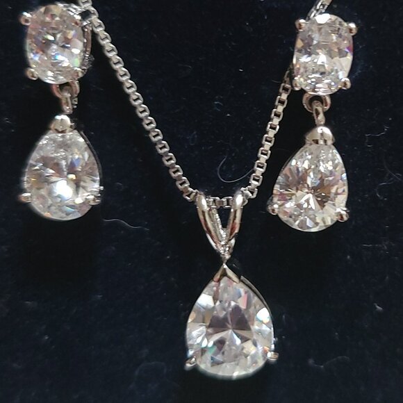 New Year's, Wedding, Quinceanera, Prom, Sterling silver necklace & drop earrings - Picture 1 of 6